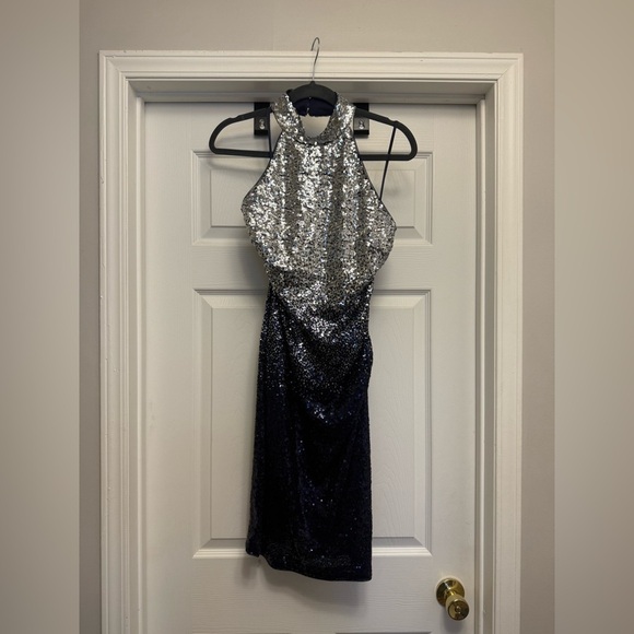 Jewel Badgley Mischka Blue Silver Ombre Sequin Halter Neck Minidress Sz 8 $198 - Picture 3 of 8